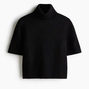 H&M Knit Turtleneck Top Size Small